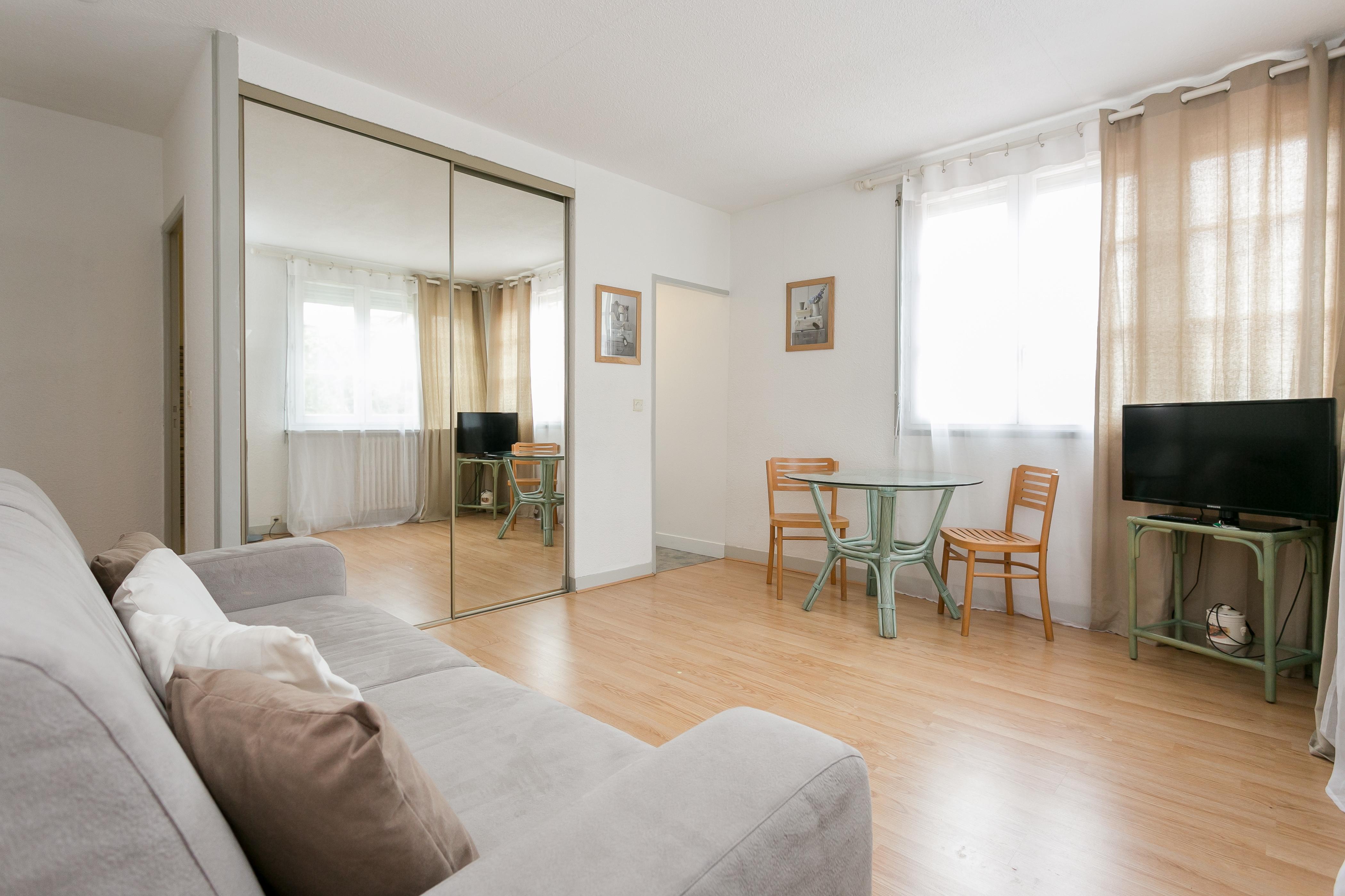 Residence Hotel Les Josephines เรย-มัลเมซง ภายนอก รูปภาพ